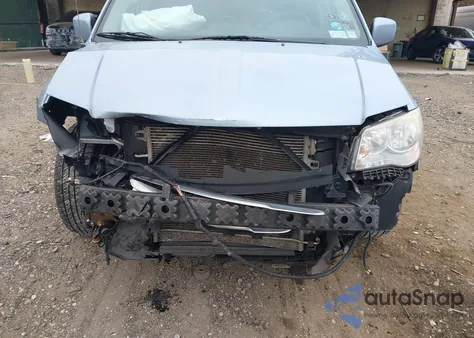 2012 Chrysler Town & Country Touring z USA, uszkodzony, nr VIN 2C4RC1BG6CR383029